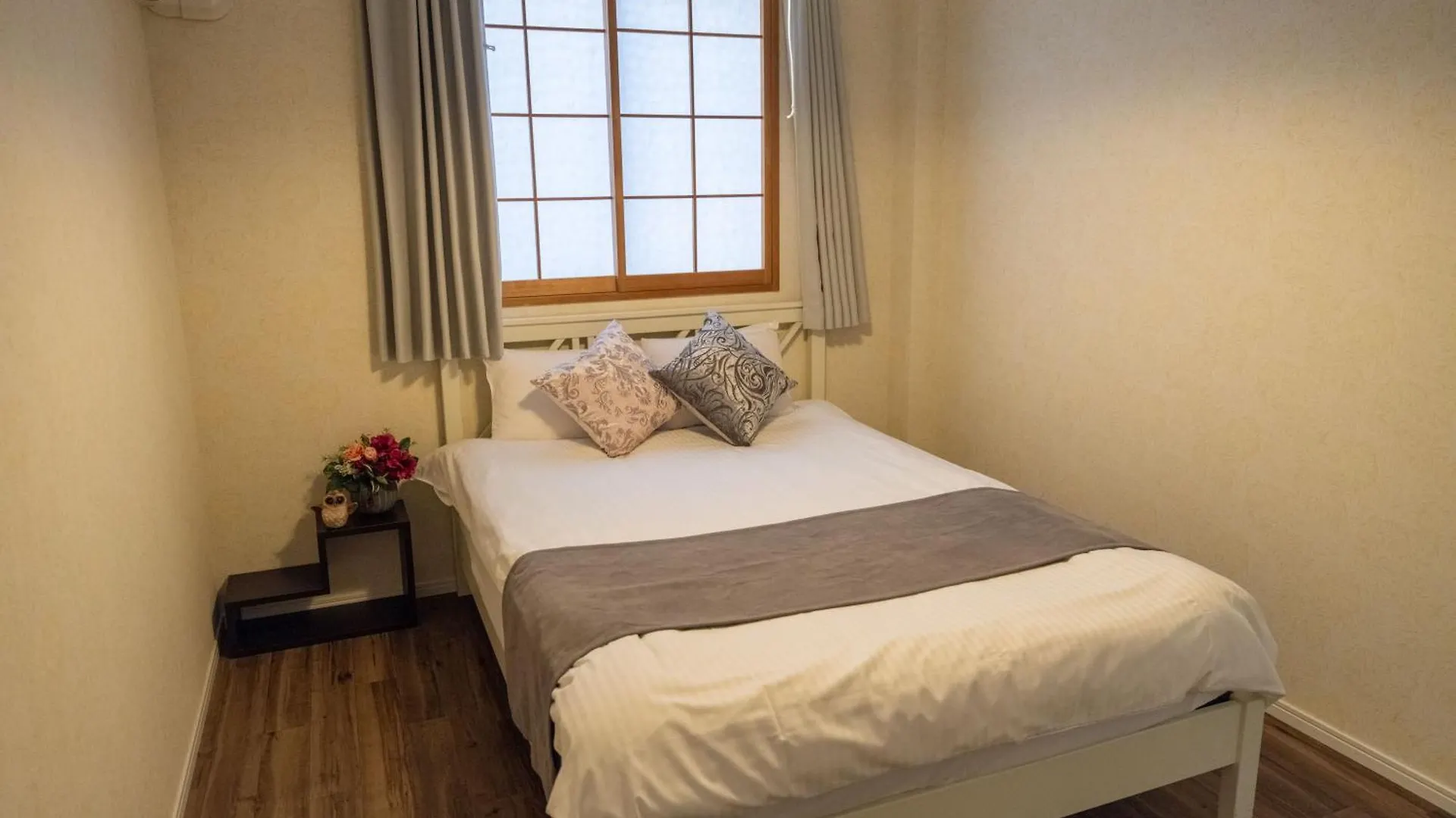 Oasis Naniwa Apartment Osaka Japan
